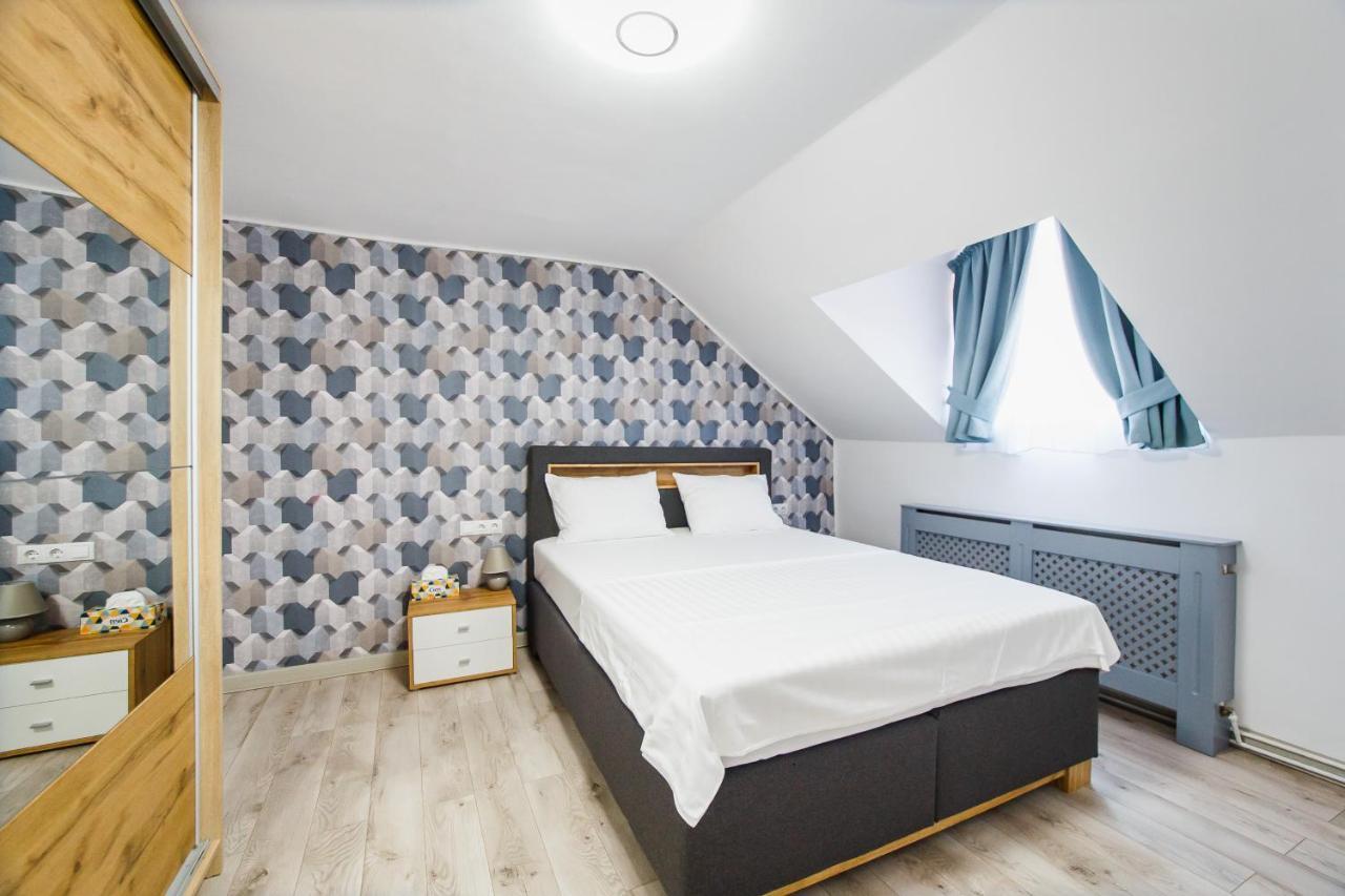 Apart Hotel Fresh オラデア エクステリア 写真